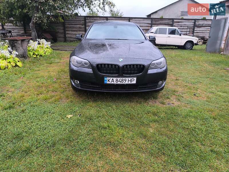 Седан BMW 5 Series 2010 в Киеве фото 3 Седан BMW 5 Series 2010 в Киеве