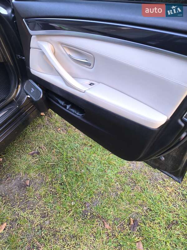 Седан BMW 5 Series 2010 в Киеве фото 12 Седан BMW 5 Series 2010 в Киеве