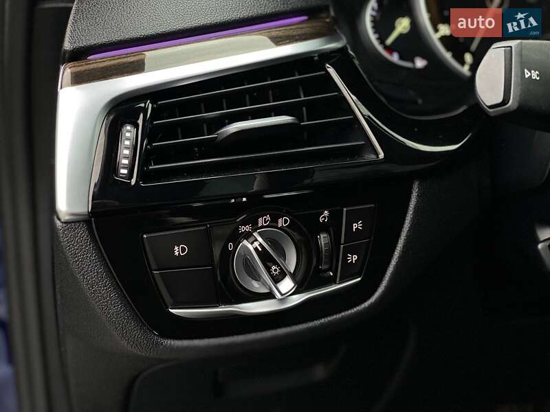 Седан BMW 5 Series 2017 в Львове фото 22 Седан BMW 5 Series 2017 в Львове