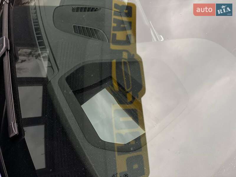 Седан BMW 5 Series 2017 в Львове фото 29 Седан BMW 5 Series 2017 в Львове