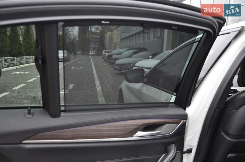 Седан BMW 5 Series 2018 в Одессе