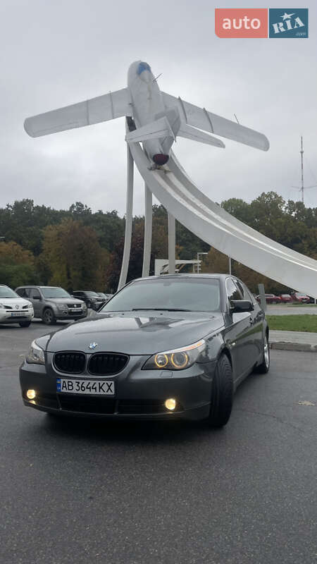 Седан BMW 5 Series 2003 в Виннице