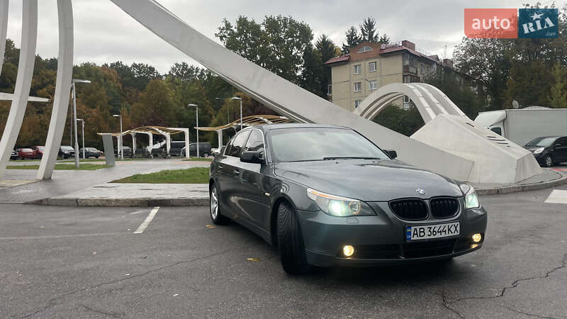 Седан BMW 5 Series 2003 в Виннице