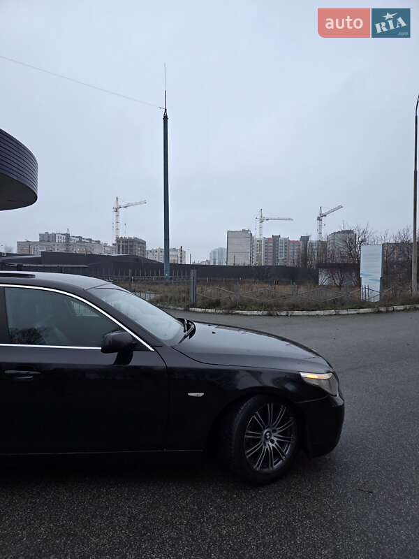Седан BMW 5 Series 2004 в Чернигове