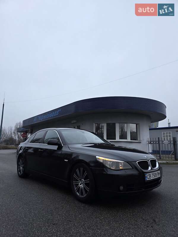 Седан BMW 5 Series 2004 в Чернигове