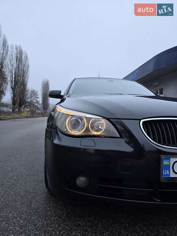 Седан BMW 5 Series 2004 в Чернигове