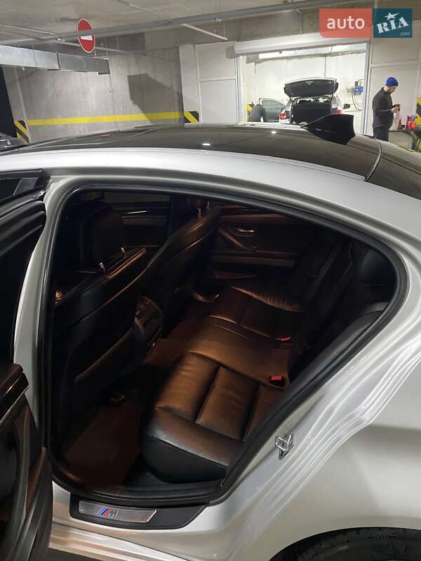 Седан BMW 5 Series 2010 в Дніпрі фото 27 Седан BMW 5 Series 2010 в Дніпрі