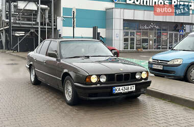 Седан BMW 5 Series 1990 в Києві