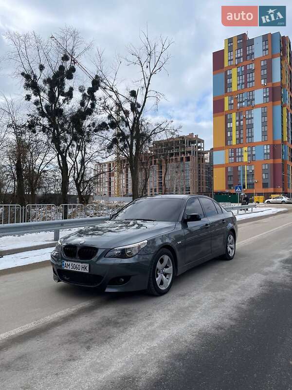 Седан BMW 5 Series 2005 в Житомире