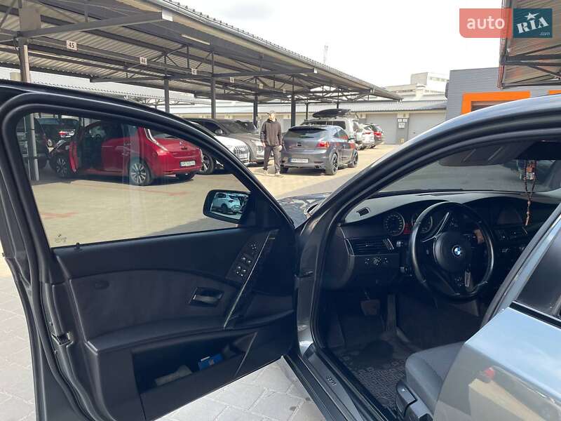 Седан BMW 5 Series 2005 в Житомире