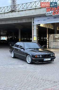Седан BMW 5 Series 1990 в Харкові