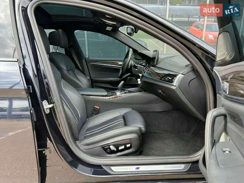 Седан BMW 5 Series 2021 в Киеве