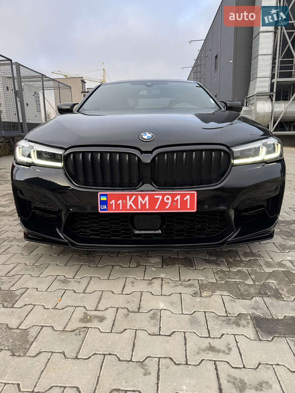 Седан BMW 5 Series 2021 в Брошневі-Облозі