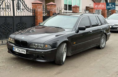 Універсал BMW 5 Series 2003 в Ізяславі