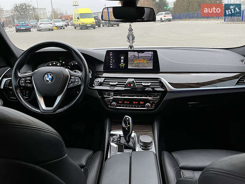 Седан BMW 5 Series 2017 в Ковеле
