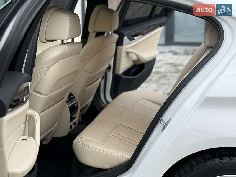 Седан BMW 5 Series 2017 в Тернополі фото 29 Седан BMW 5 Series 2017 в Тернополі