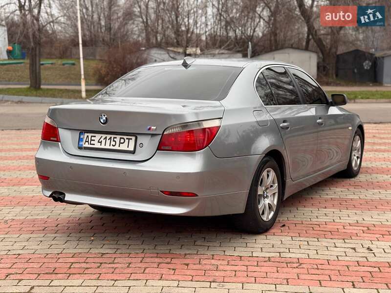 Седан BMW 5 Series 2005 в Запорожье