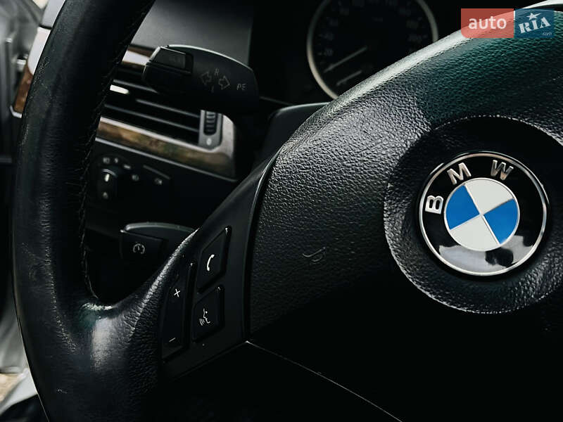 Седан BMW 5 Series 2004 в Харкові