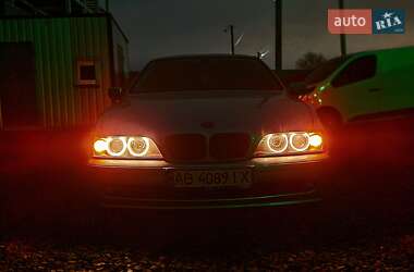 Седан BMW 5 Series 2002 в Полтаві