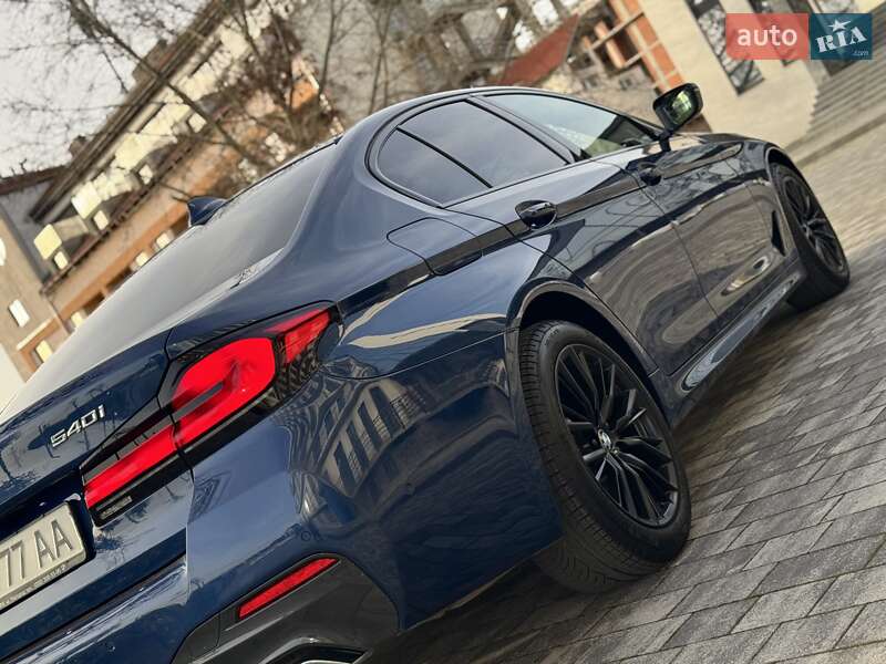 Седан BMW 5 Series 2021 в Мукачево