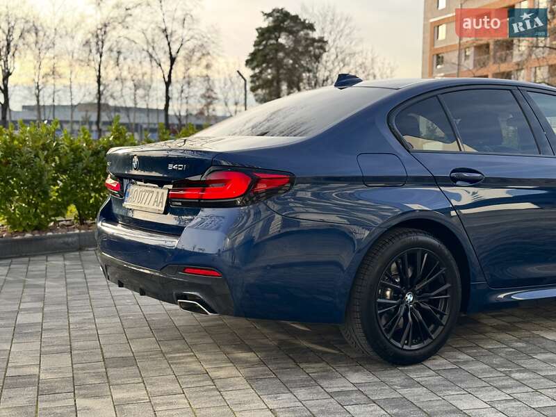 Седан BMW 5 Series 2021 в Мукачево