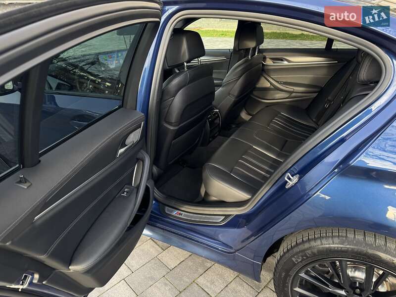Седан BMW 5 Series 2021 в Мукачево