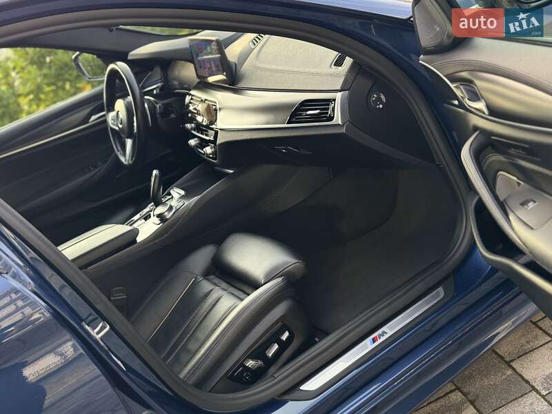 Седан BMW 5 Series 2021 в Мукачево