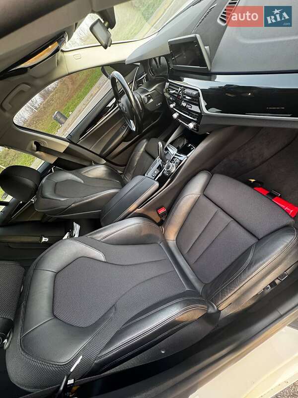 Седан BMW 5 Series 2018 в Полтаве