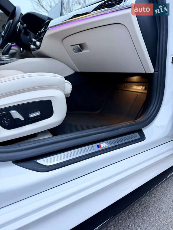 Седан BMW 5 Series 2020 в Дніпрі