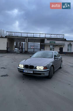 Седан BMW 5 Series 1998 в Киеве
