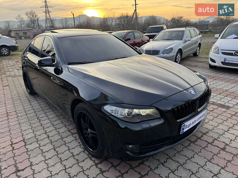 BMW 5 Series 2011 BMW 5 Series 2011