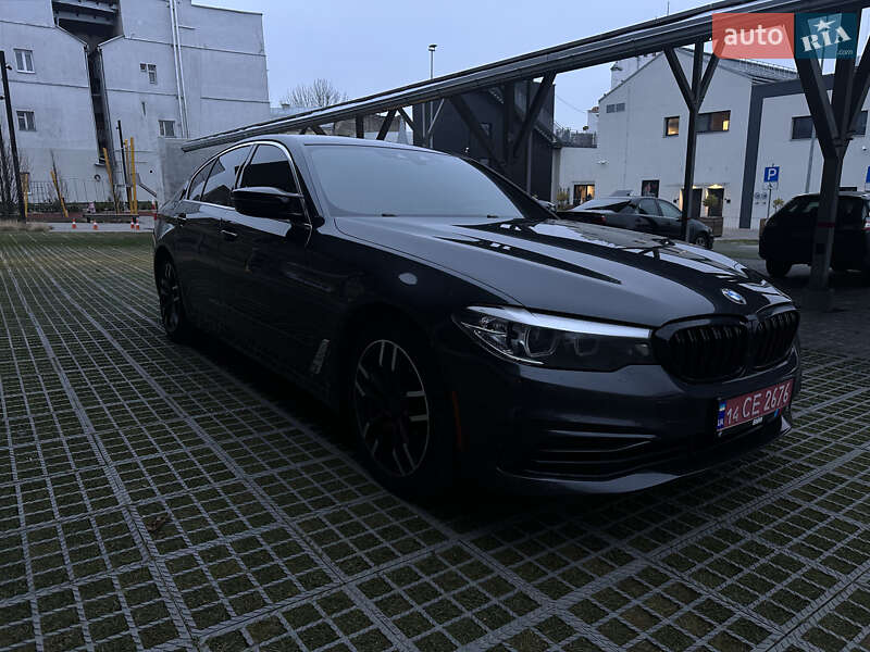 Седан BMW 5 Series 2018 в Львові