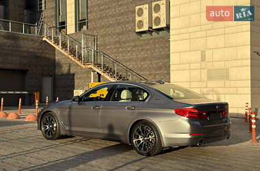 Седан BMW 5 Series 2017 в Киеве