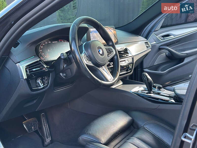 Седан BMW 5 Series 2017 в Днепре