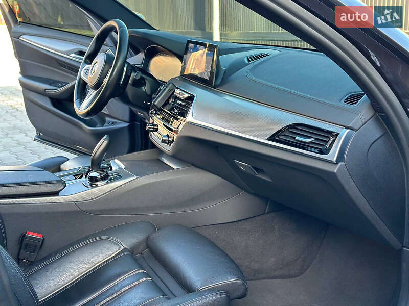 Седан BMW 5 Series 2017 в Днепре