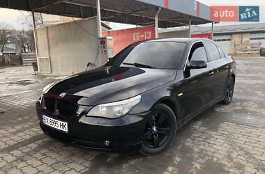 Седан BMW 5 Series 2004 в Новояворовске