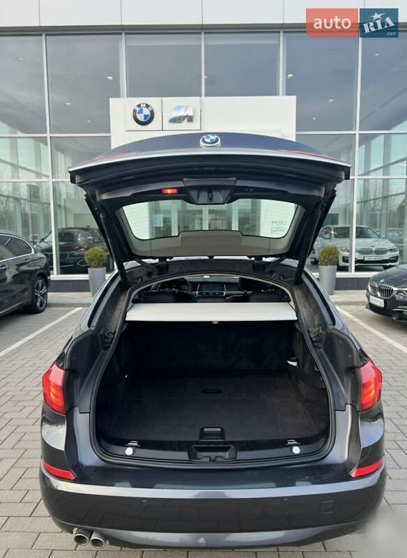 Седан BMW 5 Series 2015 в Шептицькому