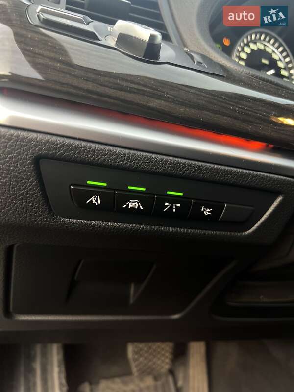 Седан BMW 5 Series 2015 в Шептицькому