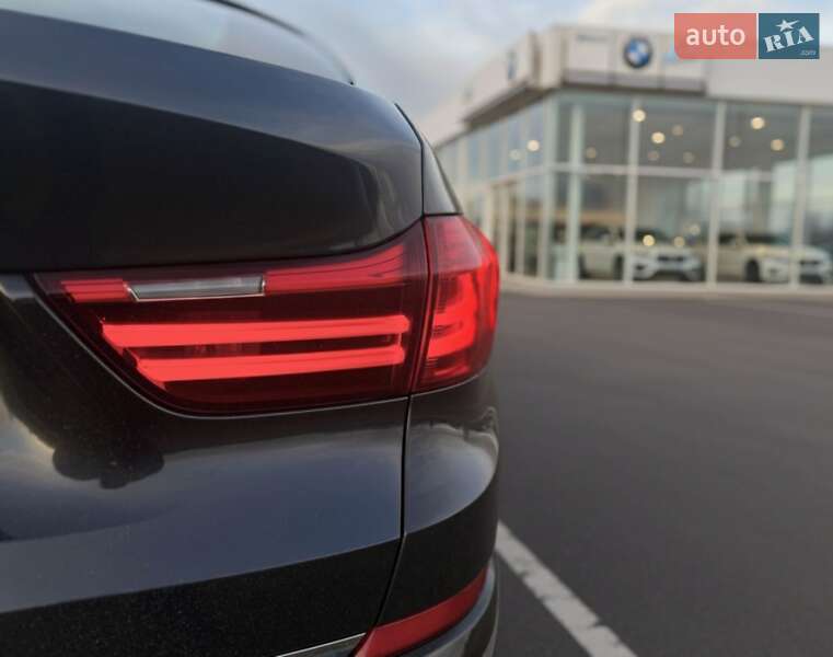 Седан BMW 5 Series 2015 в Шептицькому