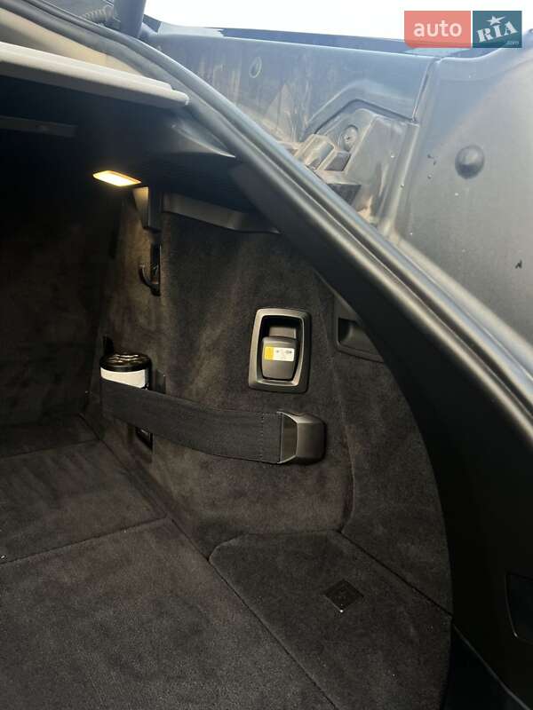 Седан BMW 5 Series 2015 в Шептицькому