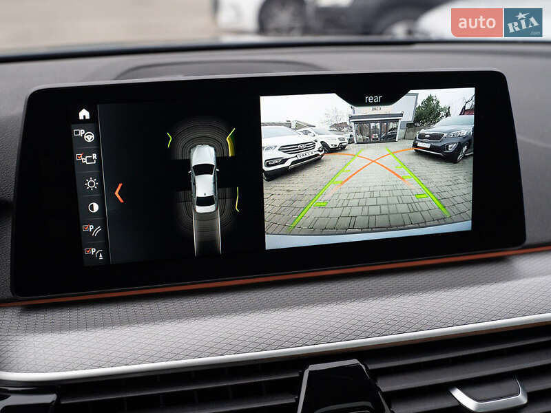 Седан BMW 5 Series 2017 в Одессе