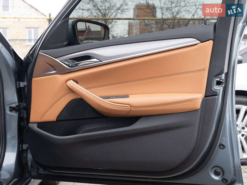 Седан BMW 5 Series 2017 в Одессе