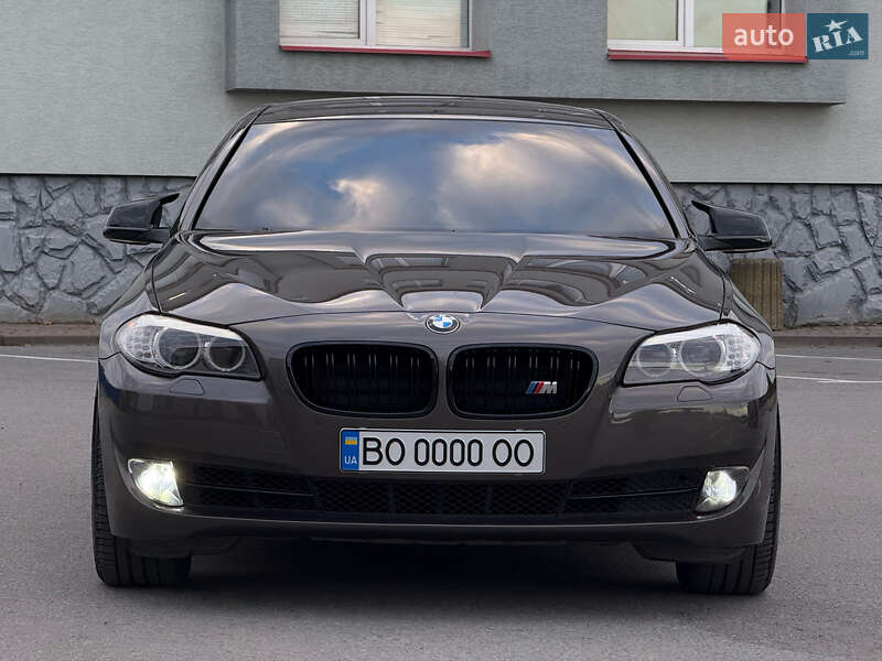 Седан BMW 5 Series 2012 в Тернополе