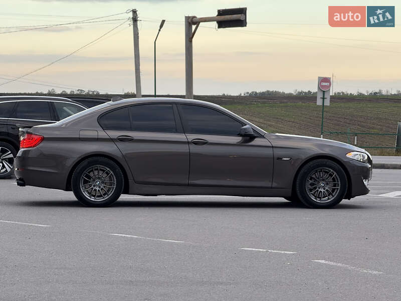 Седан BMW 5 Series 2012 в Тернополе