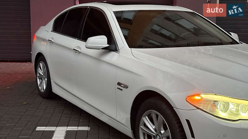 Седан BMW 5 Series 2011 в Вінниці