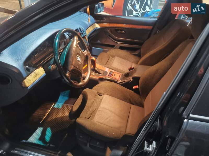 Седан BMW 5 Series 2002 в Львові фото 17 Седан BMW 5 Series 2002 в Львові