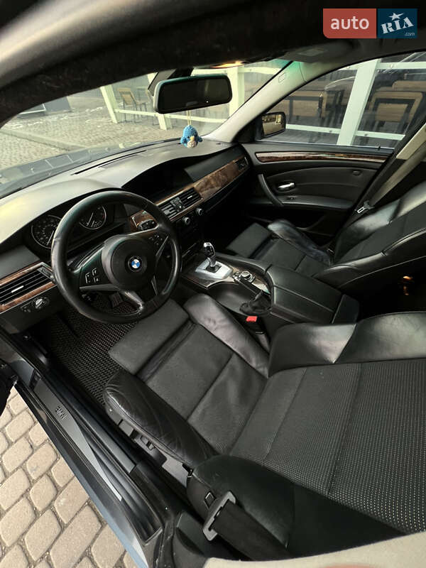 Седан BMW 5 Series 2008 в Львові