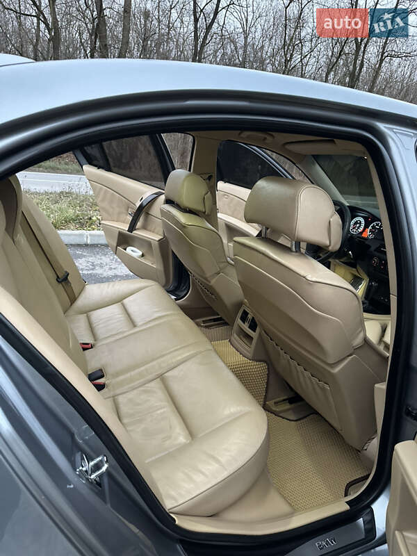 Седан BMW 5 Series 2003 в Хмельницком