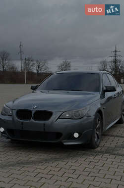Седан BMW 5 Series 2005 в Черновцах