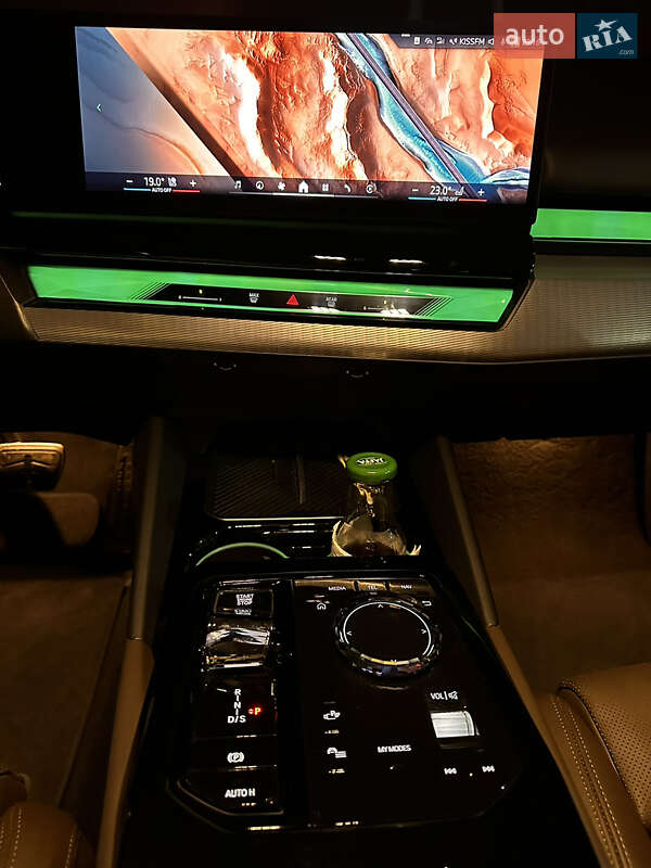 Седан BMW 5 Series 2024 в Киеве